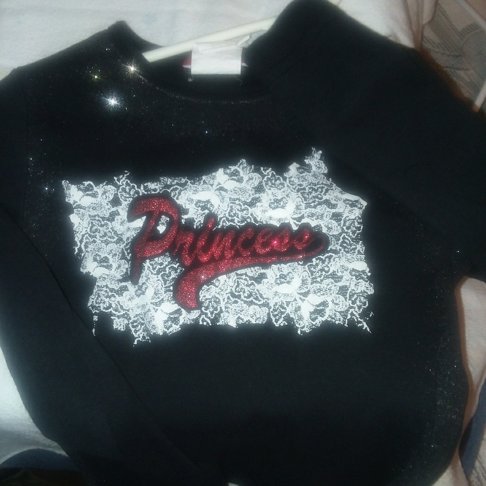 LITTLE GIRLS LIKE NEW SHIRT